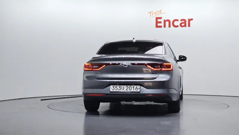 Renault Samsung SM6