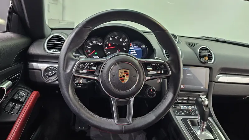 Porsche Cayman