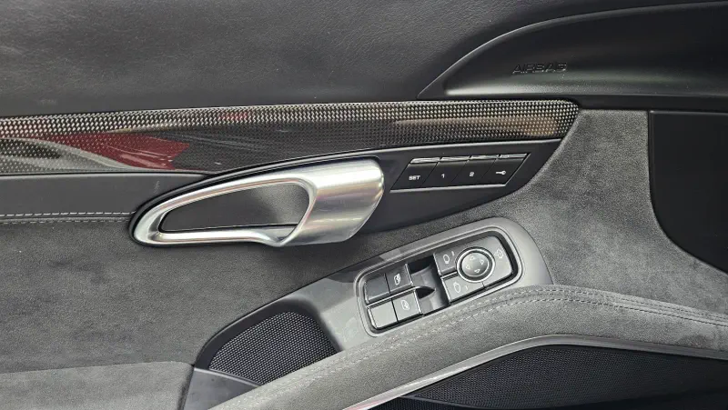 Porsche Cayman