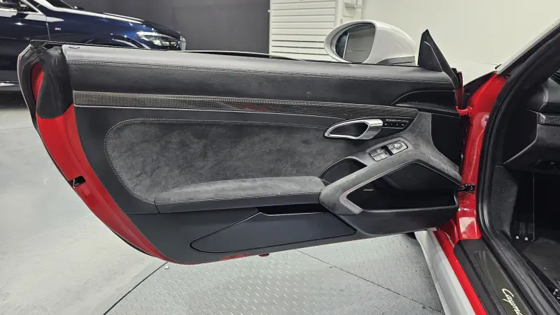 Porsche Cayman