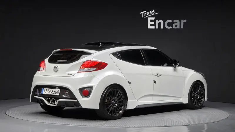 Hyundai Veloster