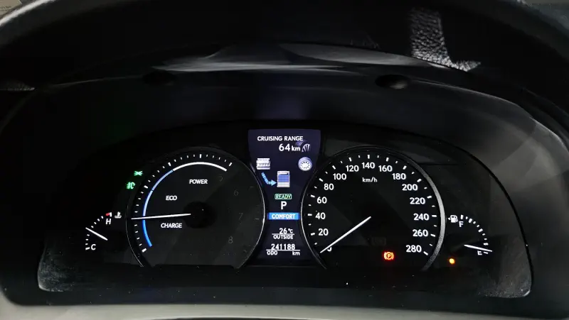 Lexus LS