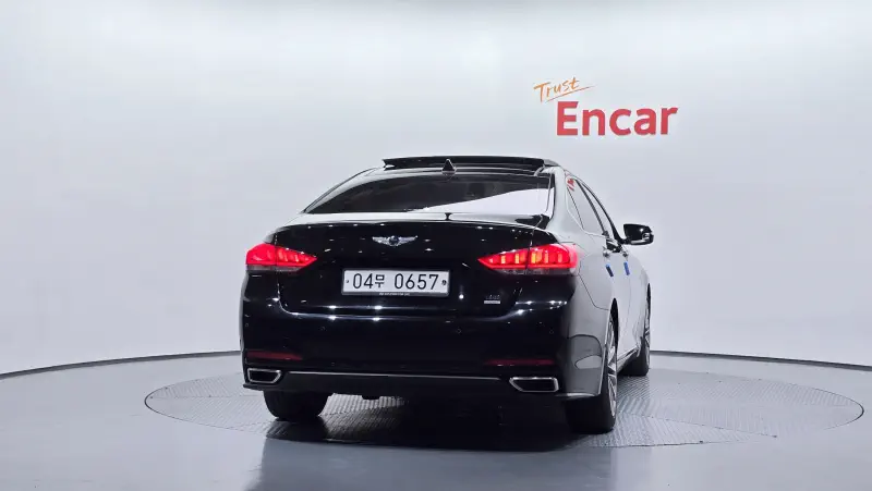 Hyundai Genesis