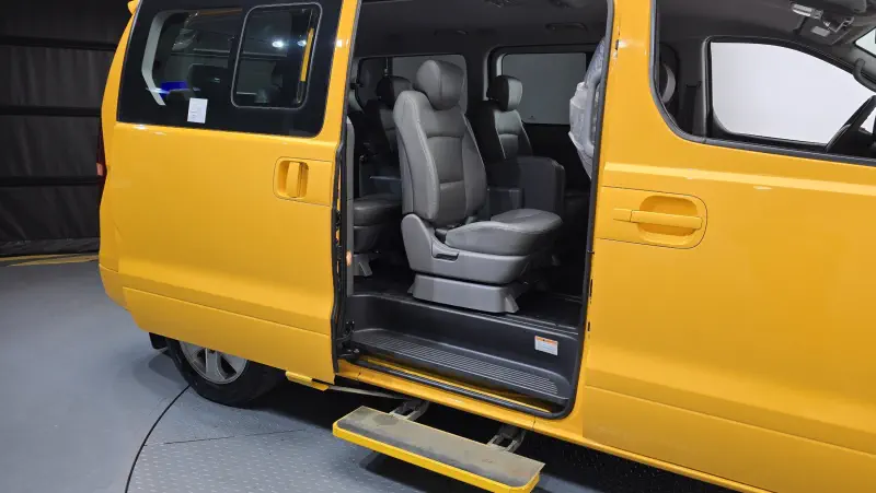 Hyundai Grand Starex
