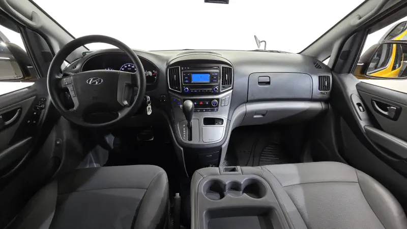 Hyundai Grand Starex