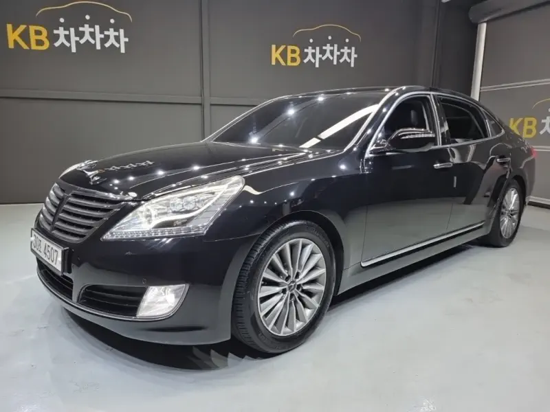 Hyundai Equus
