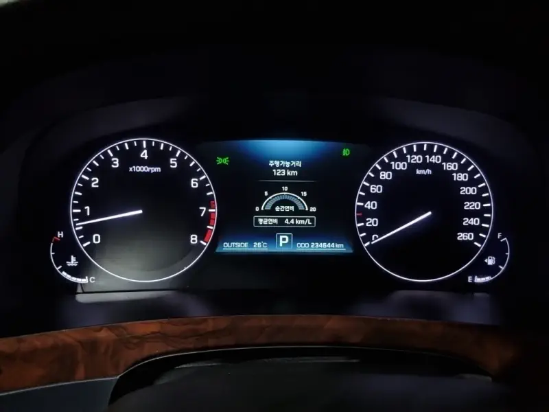 Hyundai Equus