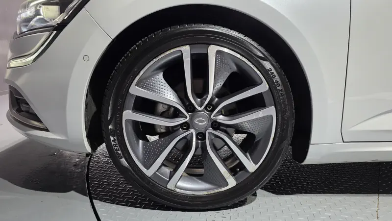 Renault Samsung SM6