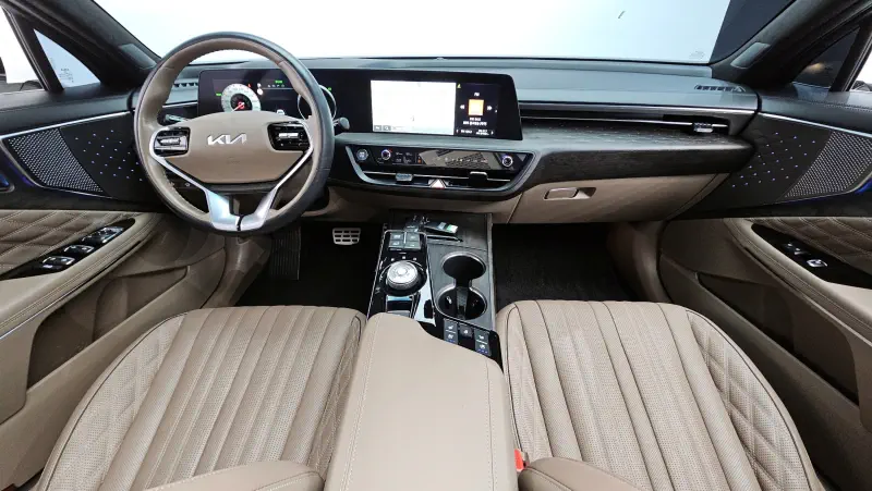 Kia K8