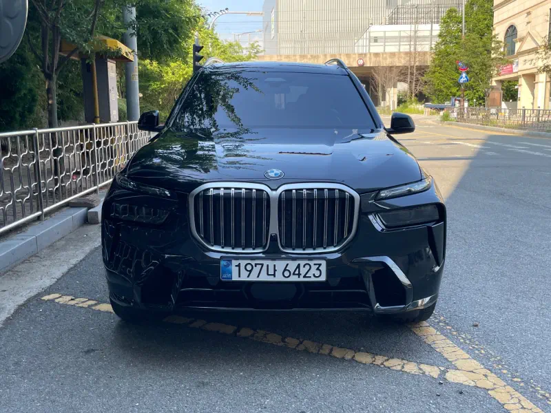 BMW X7