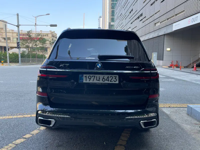 BMW X7