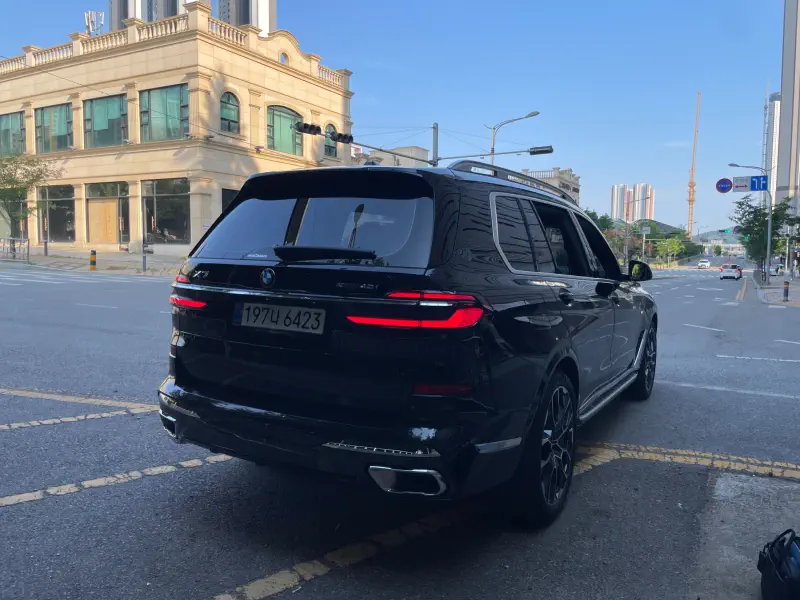 BMW X7