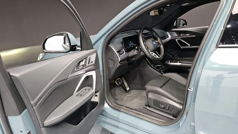 BMW iX2
