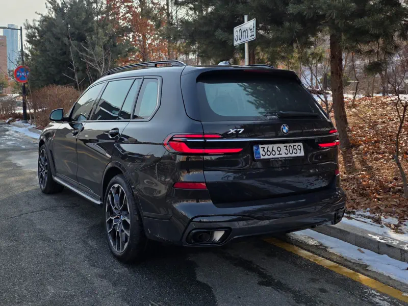 BMW X7