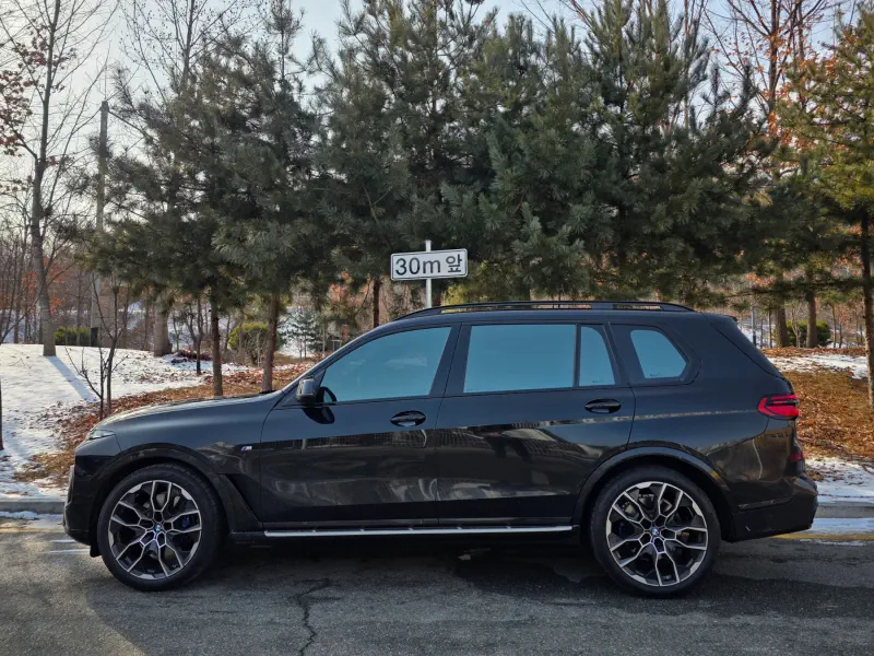 BMW X7