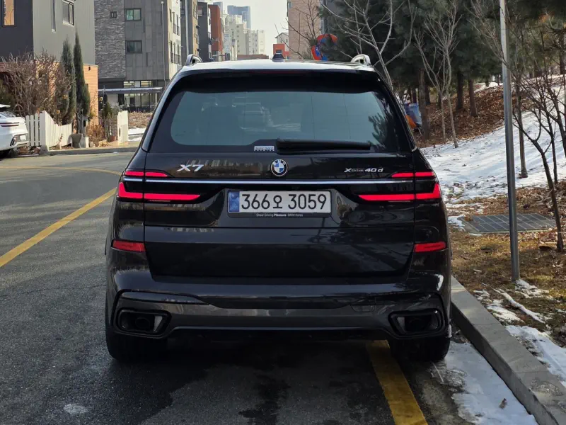 BMW X7