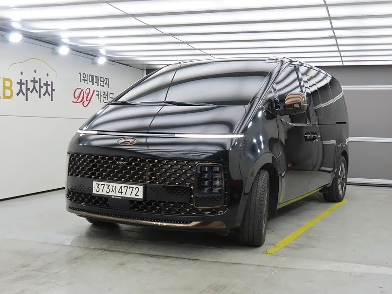 Hyundai Staria