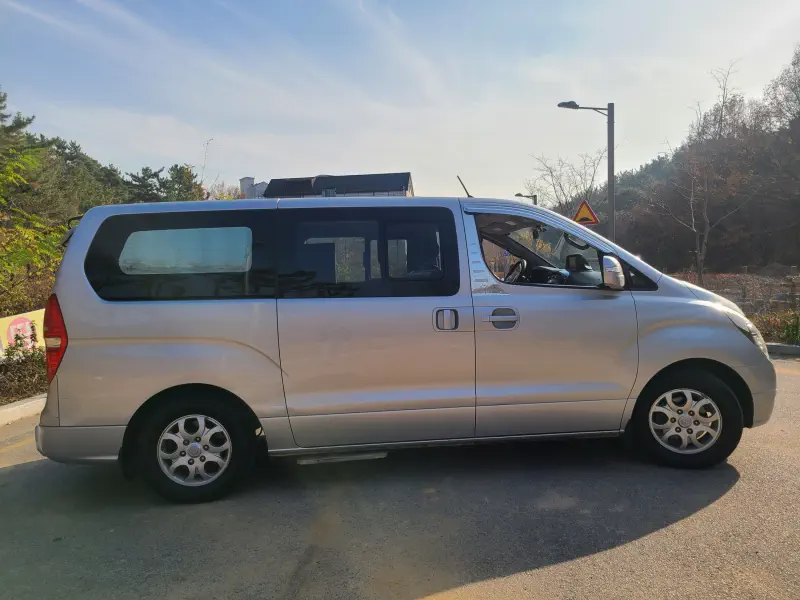 Hyundai Grand Starex