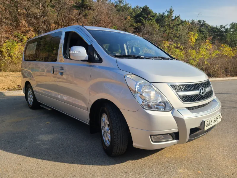 Hyundai Grand Starex