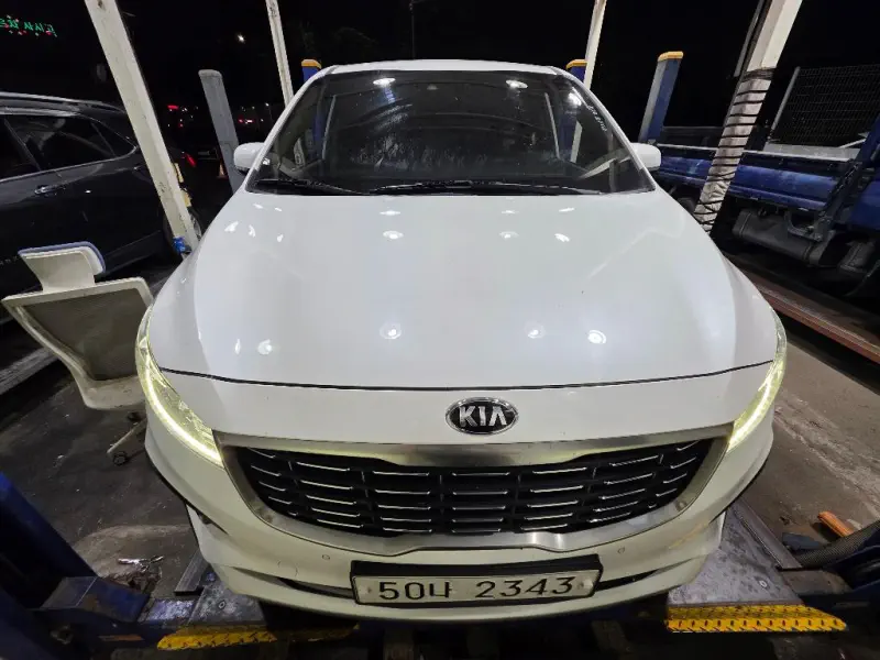 Kia Carnival