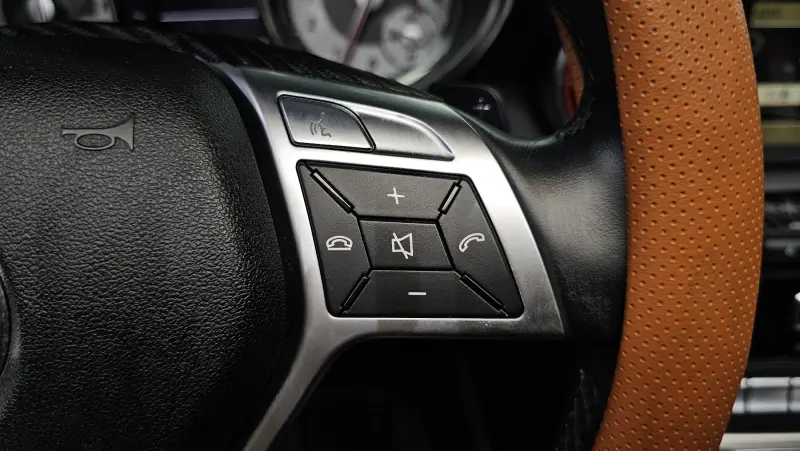 Mercedes-Benz SLK-Class