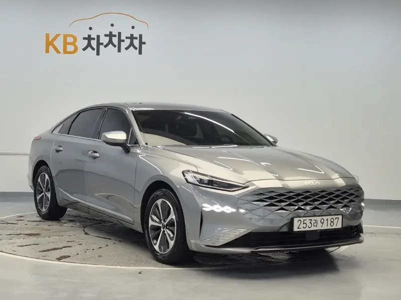Kia K8