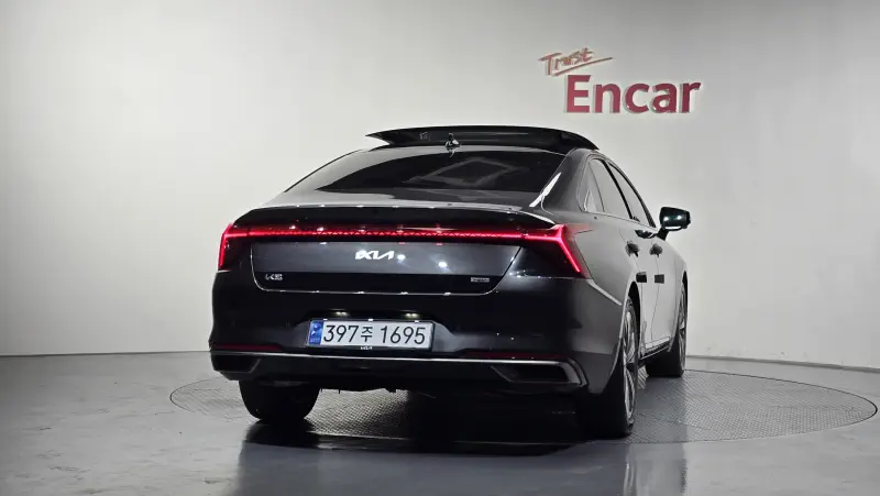 Kia K8
