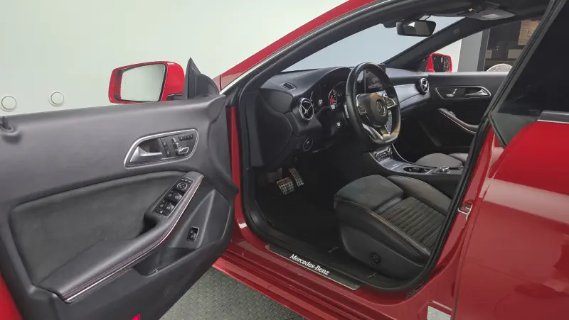 Mercedes-Benz CLA-Class