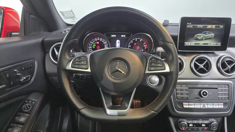 Mercedes-Benz CLA-Class