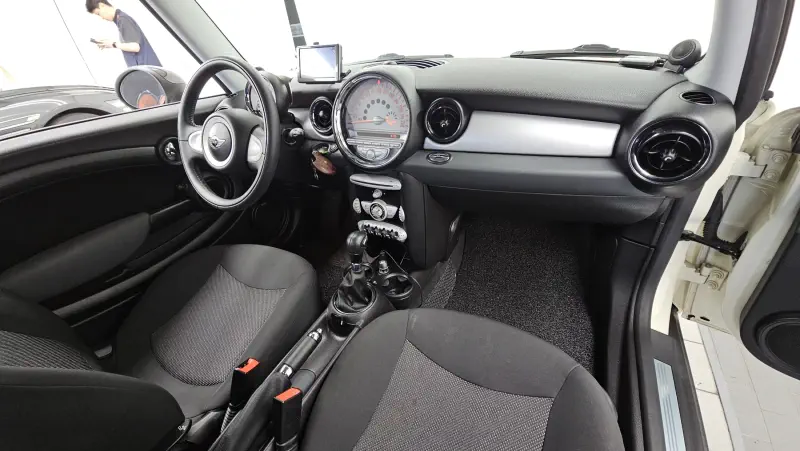 MINI Hatch