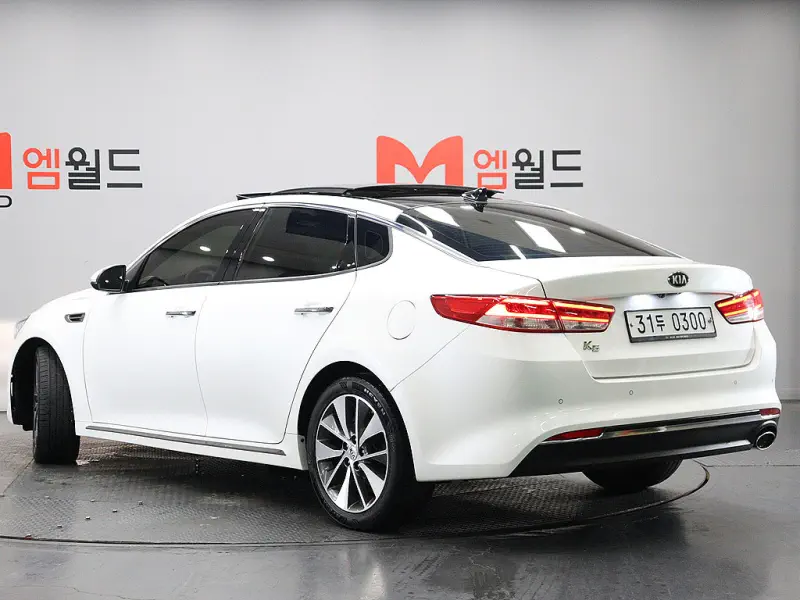 Kia K5