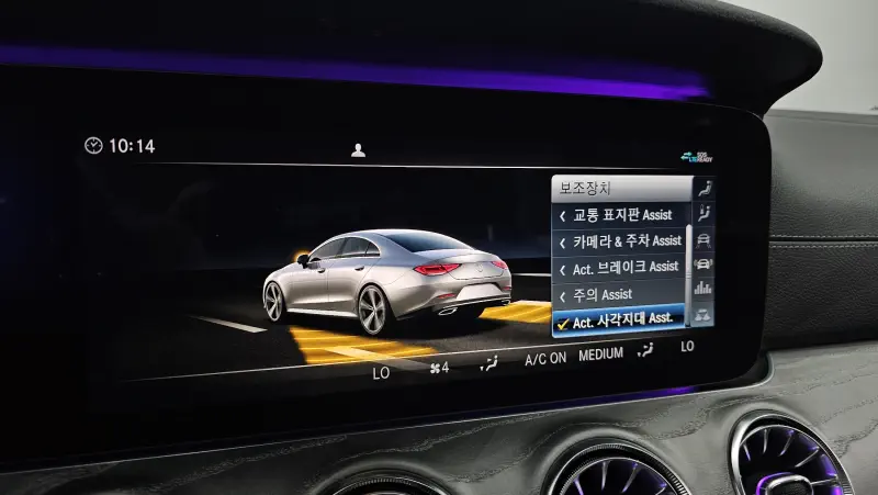 Mercedes-Benz CLS-Class
