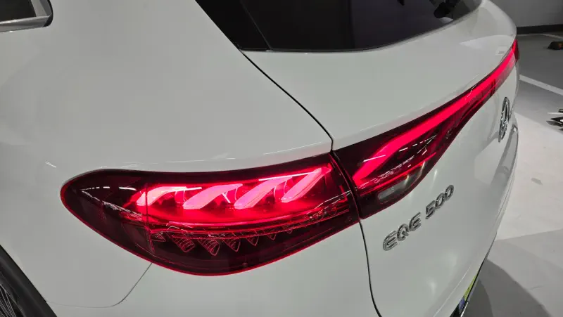 Mercedes-Benz EQE