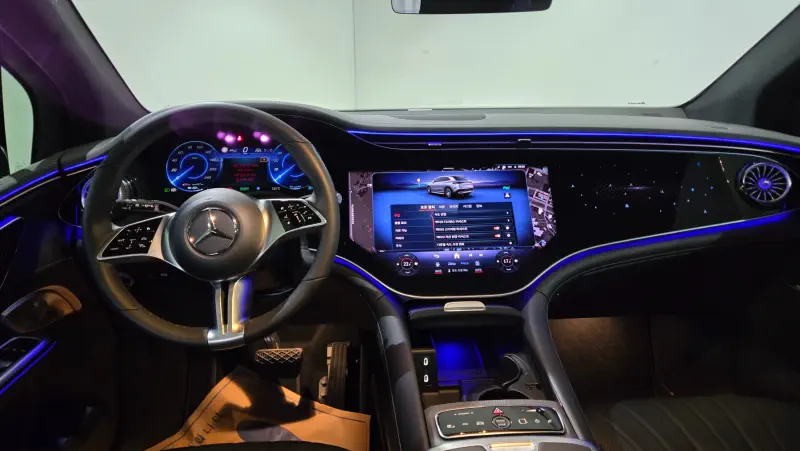 Mercedes-Benz EQE