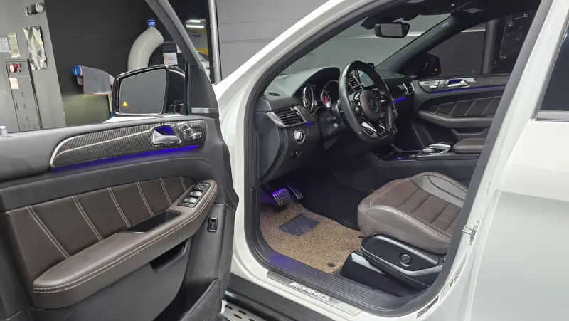 Mercedes-Benz GLE-Class