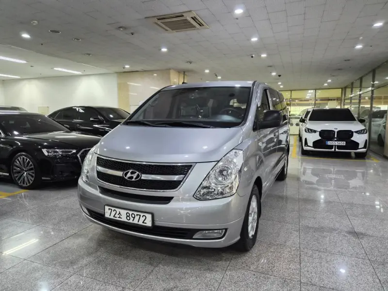 Hyundai Grand Starex
