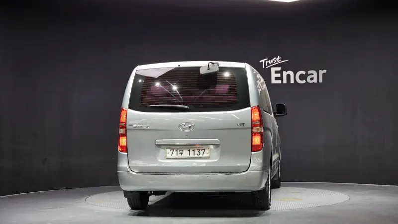 Hyundai Grand Starex