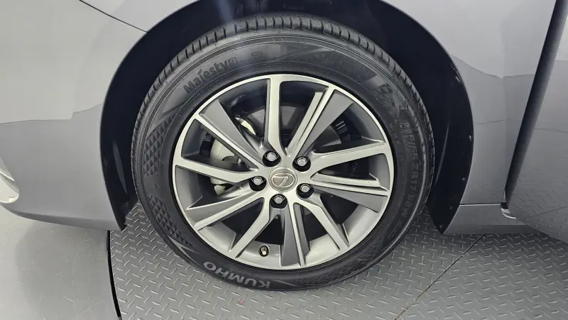 Lexus ES300h