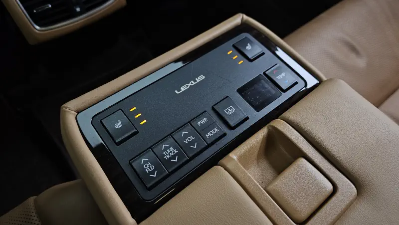 Lexus ES300h