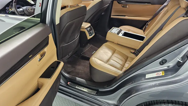 Lexus ES300h