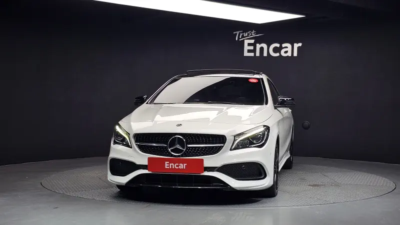 Mercedes-Benz CLA-Class