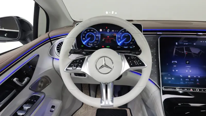 Mercedes-Benz EQE
