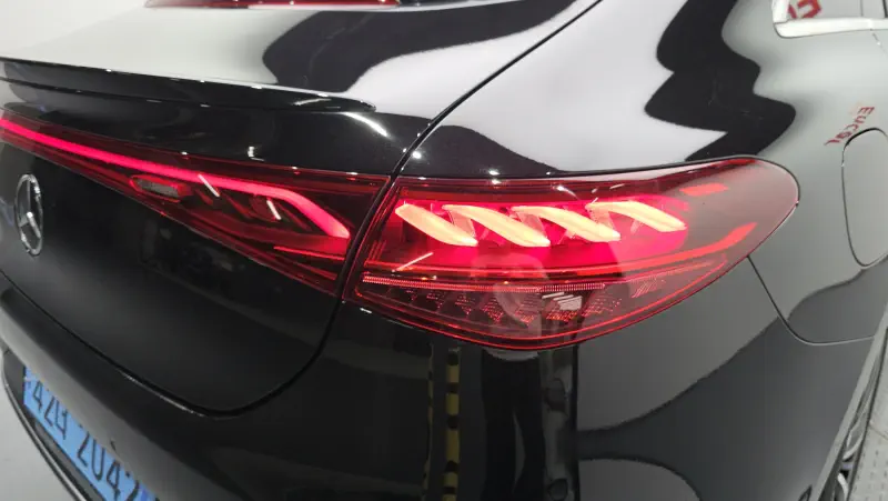 Mercedes-Benz EQE
