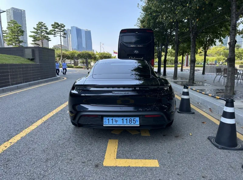 Porsche Taycan