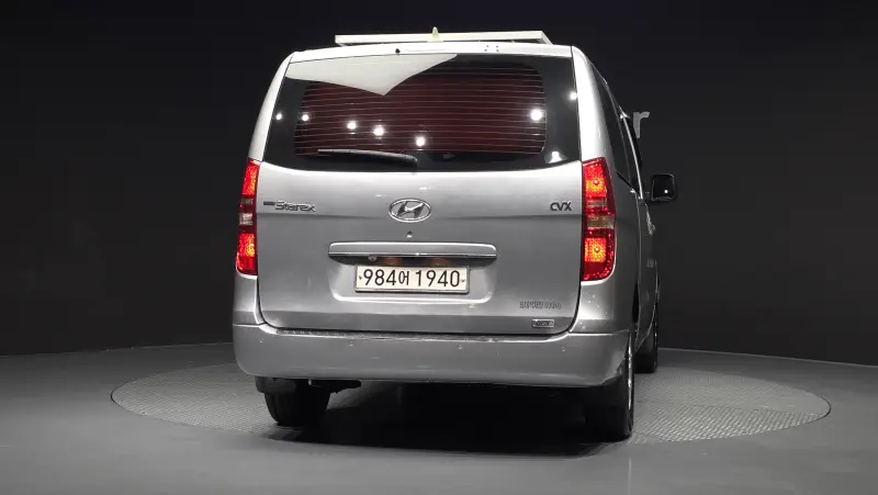 Hyundai Grand Starex