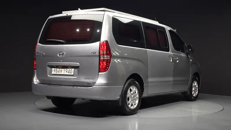 Hyundai Grand Starex