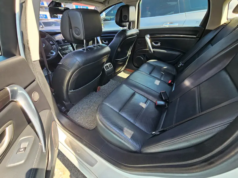 Renault Samsung SM7