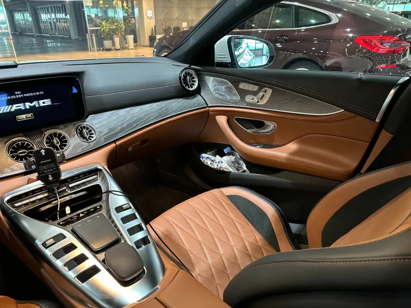 Mercedes-Benz AMG GT