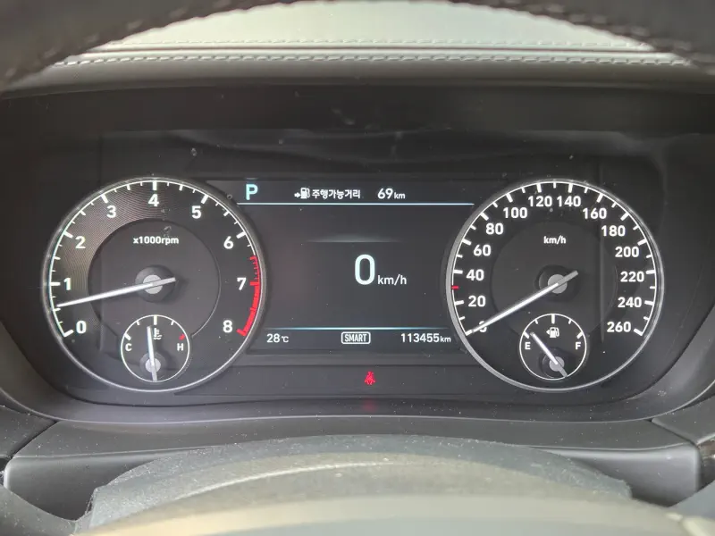 Genesis EQ900