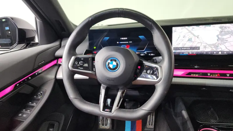 BMW i5